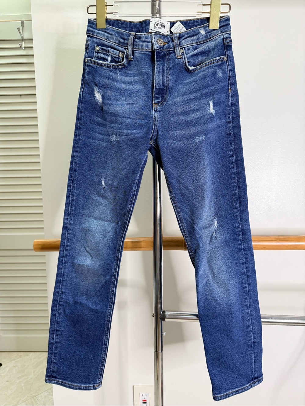 ZARA TRF Authentic Denim Distressed Jeans Blue Size US 2 EU 34